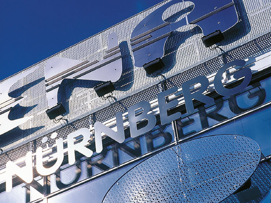 MECK_Fughafen-Fassade_940x705 MECK_Fughafen-Fassade_940x705